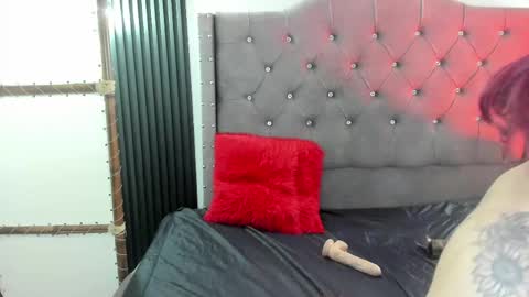 scarbadgirl_ online show from May 30, 4:22 am