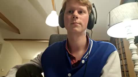 Scarjoris online show from December 19, 8:02 pm