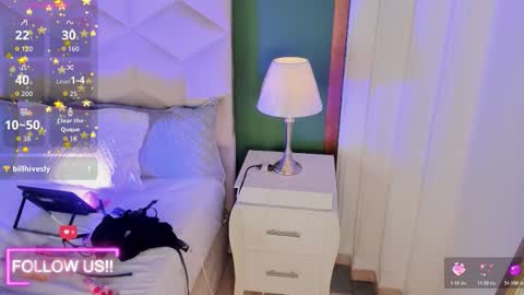 scarlet hill online show from November 13, 2:31 pm