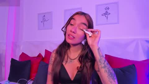 Scarlet online show from March 12, 4:55 pm