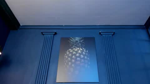 Scarlet Edwars online show from March 9, 7:18 pm