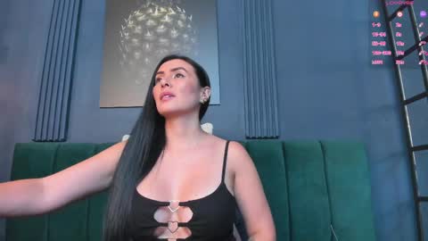 Scarlet Edwars online show from May 30, 6:39 pm