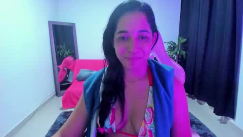 Snapshot of scarlet_venom chatting on October 22, 5:36 pm Scarlet Venom online show from October 22, 5:36 pm