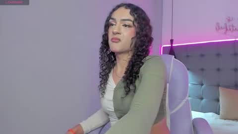 scarlet online show from February 2, 3:59 am