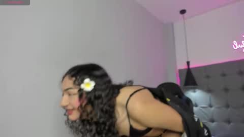 scarlet online show from March 24, 3:01 am