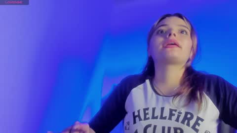    online show from December 31, 8:04 am