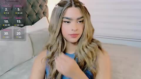 scarleth_sweety online show from November 17, 1:30 am