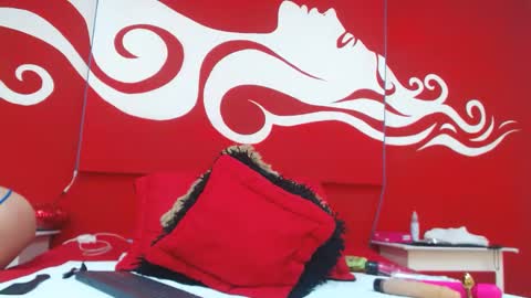 Scarleth online show from November 19, 6:50 pm