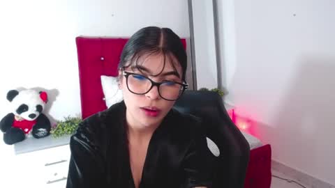 scarletsin__ online show from July 18, 10:01 pm