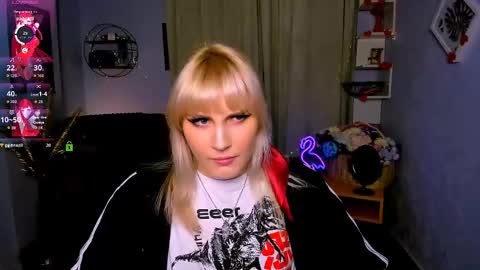 Scarlett online show from April 16, 10:23 pm