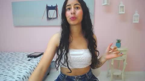 Scarlett online show from December 21, 1:28 pm