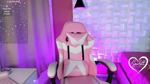 scarlett_kiiss online show from March 6, 12:15 pm