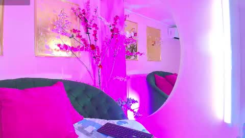 SCARLETTE online show from March 30, 9:04 pm