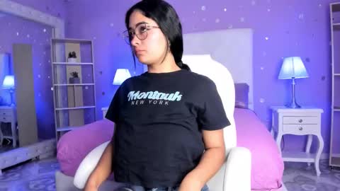 Snapshot of scarlette_15 chatting on September 30, 3:17 am Scarlette online show from September 30, 3:17 am