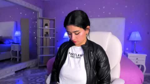 Snapshot of scarlette_15 chatting on October 2, 3:38 am Scarlette online show from October 2, 3:38 am