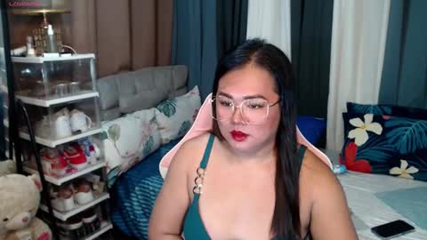 scarlette online show from December 4, 7:50 pm