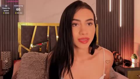 scarlettorres online show from June 4, 7:09 pm