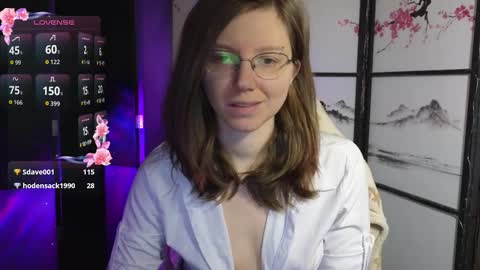 Scarlett online show from March 31, 2:06 pm