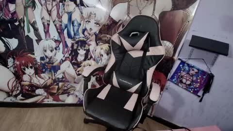 Scarlett online show from April 15, 8:20 pm