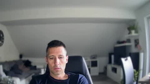 Dildomen online show from October 8, 7:25 am