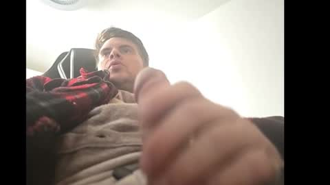 schosch01 online show from March 4, 2:53 pm