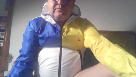 sclavtudor online show from March 7, 6:41 pm