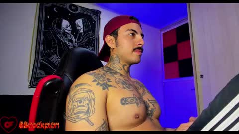 Alejandro help me to reach 200 thumps up online show from December 5, 5:17 am