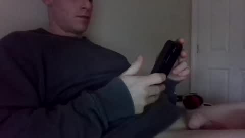 scooter912 online show from December 5, 7:11 pm