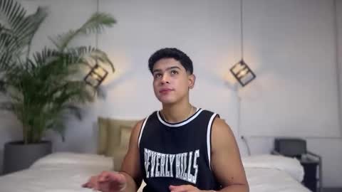 Andrew Flintt online show from September 23, 3:33 am