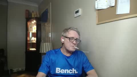 James online show from December 17, 9:10 pm