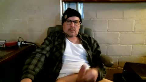 eating pussy  sucking dick online show from January 17, 6:50 pm