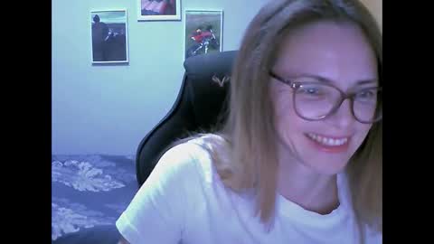 Snapshot of sea_dream chatting on October 5, 2:24 pm SEA Dream online show from October 5, 2:24 pm