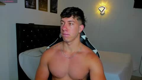 Sean online show from November 15, 9:33 am