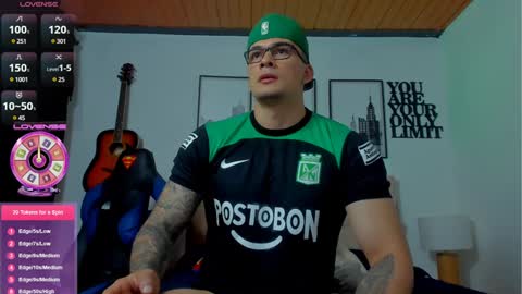 Sean Carrera online show from December 12, 7:59 pm