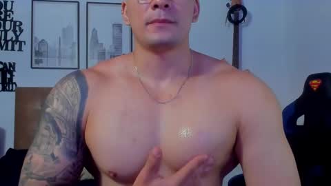 Sean Carrera online show from October 28, 5:14 pm