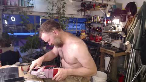 Seattlemanwhore online show from December 19, 4:02 pm