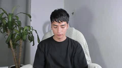 sebastian online show from December 15, 2:24 pm