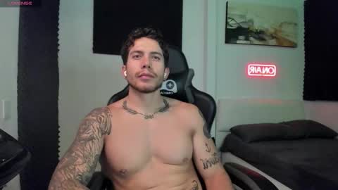 Lucian Sinclair online show from November 29, 2:52 am