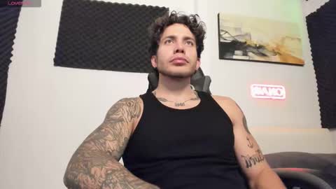 Lucian Sinclair online show from March 5, 3:04 am