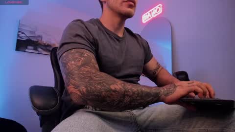 Lucian Sinclair online show from January 17, 3:12 am