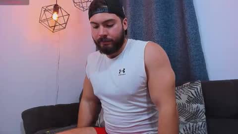 Instagram jeanpaulfit  online show from March 21, 11:08 pm