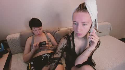 Amanda and  pair in a real life we love each other but can play with you online show from May 20, 10:21 am