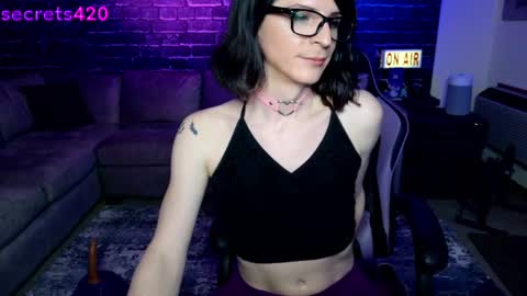 Jasmine online show from April 22, 2:52 am