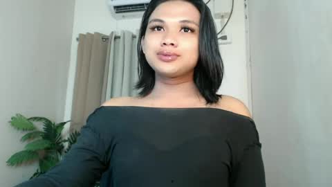 Deluxe online show from June 14, 4:58 am