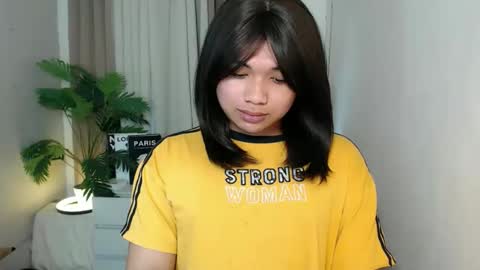 Deluxe online show from March 2, 7:15 am