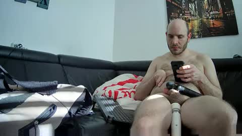 Sebastian online show from February 1, 9:43 am