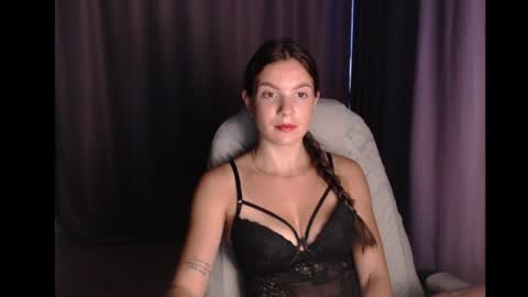 Emily online show from June 2, 7:54 am