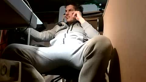 Grade2 online show from March 8, 2:10 pm