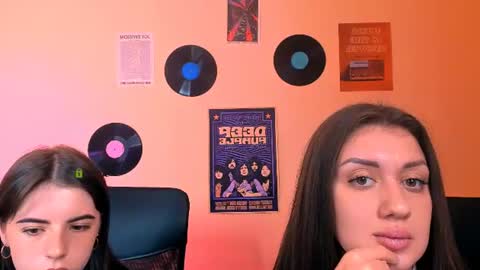 selena  online show from July 19, 9:56 am