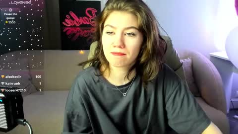 Selena online show from February 18, 12:59 am